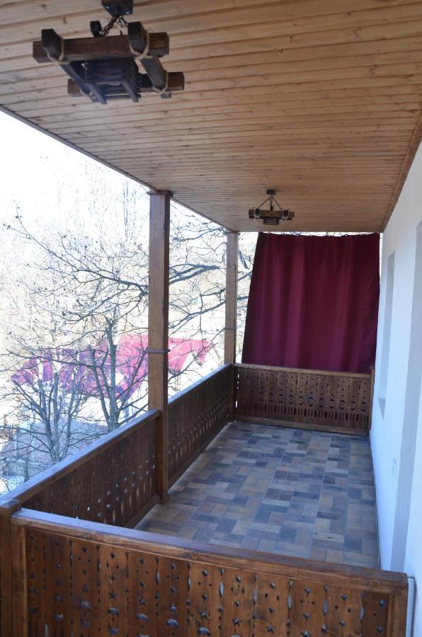 Petit Dilijan Panzió Kültér fotó